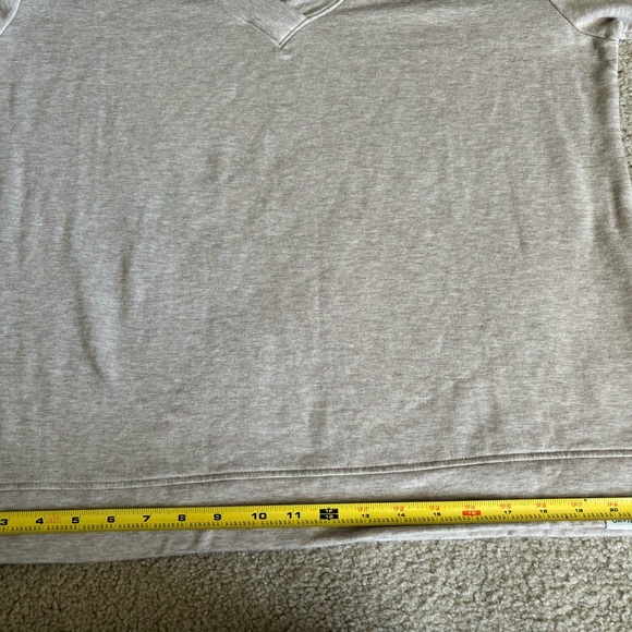 Orvis Sweatshirt Beige Oatmeal Long Sleeve Pullover V-neck Soft Fleece Large - Picture 11 of 15